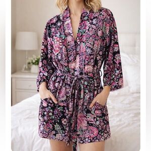 NATORI Vintage Floral Paisley Kimono Robe